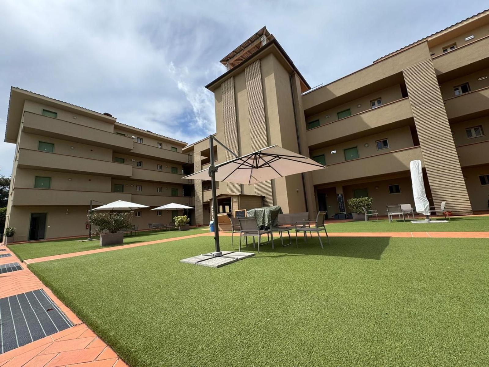 Residence San Francesco Tirrenia Exterior foto