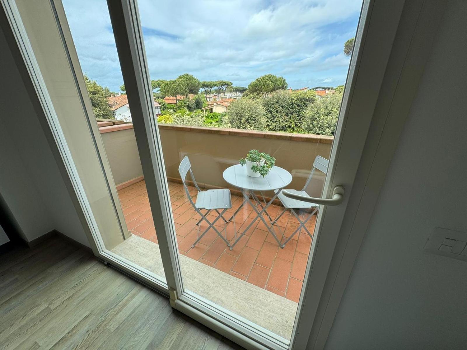 Residence San Francesco Tirrenia Exterior foto